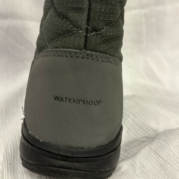 Ice Maiden™ Slip III Boot - Picture 2 of 6